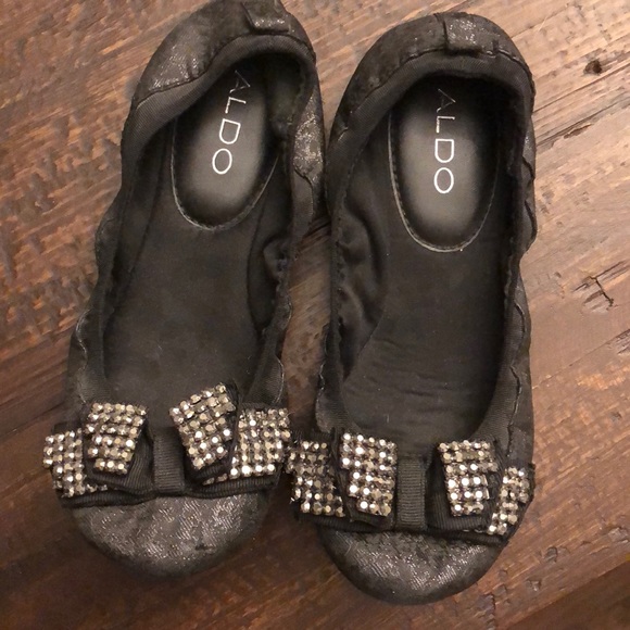 Aldo Bow Flats - Picture 1 of 4
